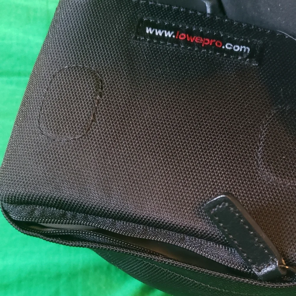Lowepro Camera Quick Case 120